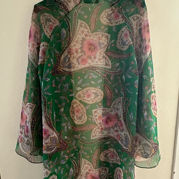 Yes, it’s a vintage Albert Capraro in an extremely rare style. A wardrobe staple - Picture 6 of 10